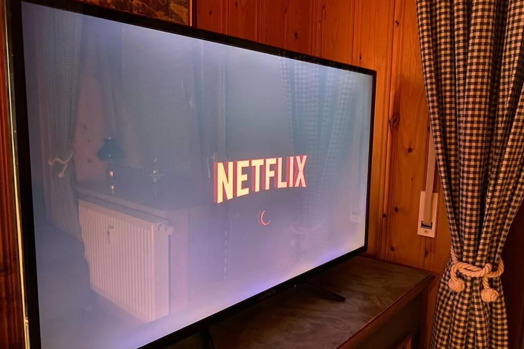 Urig / Mitten Im Bayerischen Wald + Schonblick + Netflix Schöfweg エクステリア 写真